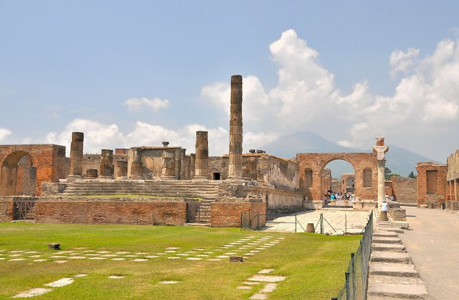 Fly Drive Campania Puglia en Basilicata  De Schatten van Italie Afbeelding